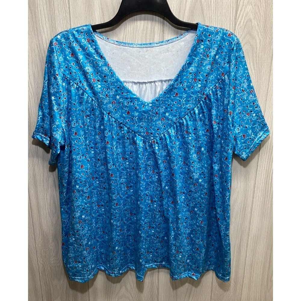 UNBRANDED Women's (Size 3XL) Short Sleeve V-Neck Shirt *No Material Tag*